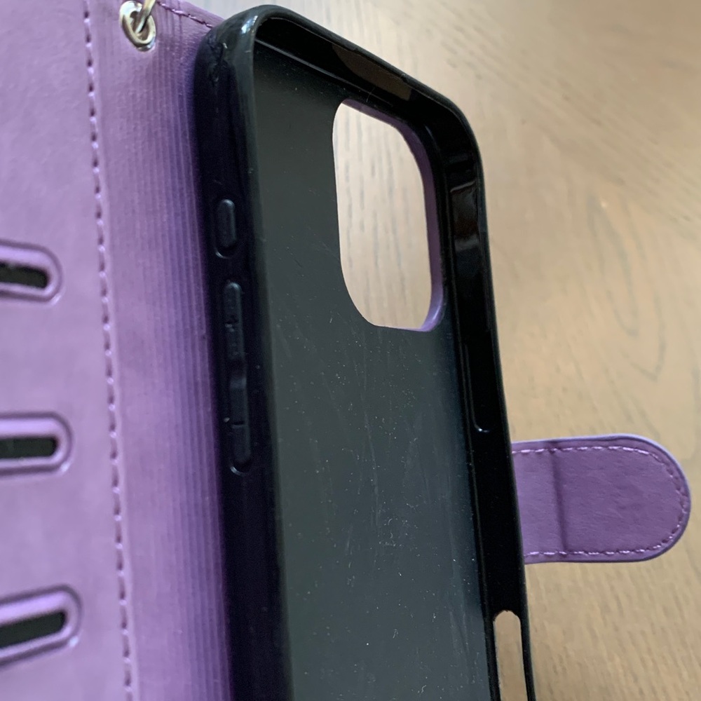 3/$15 NWOT Purple iPhone Wallet Case with Wrist Strap -fits iPhone 14 Pro Max - Picture 4 of 5